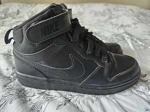 Кроссовки Nike р.36 (3 фото из 4)