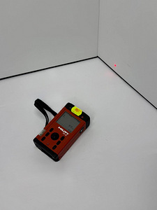 Hilti дальномер PD 32 (2 фото из 2)