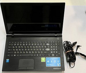 Ноутбук Toshiba Satellite C55-C5270 + зарядка (5 фото из 5)
