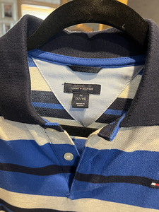 Tommy Hilfiger kampsun (2 foto / 2)