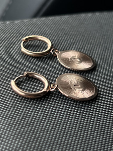 Серьги ysl, Chanel, Valentino, Gucci, LV (10 фото из 10)