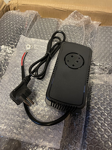 TOITEPLOKK / ALALDI 20A (12V) (3 foto / 4)