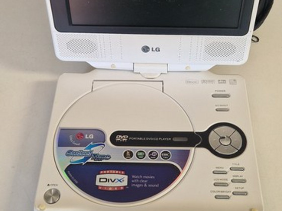 DVD/CD проигрыватель