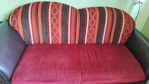 Продам диван (2 фото из 5)