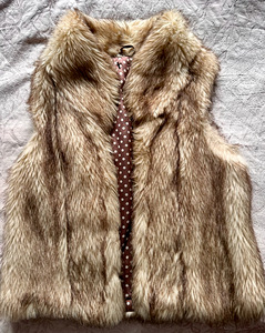TopShop Women’s Tan and Cream Vest (3 foto / 4)
