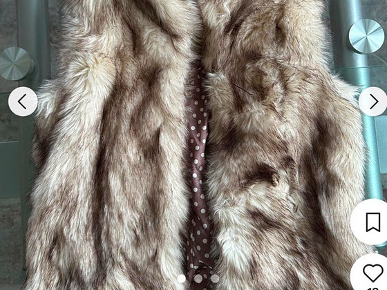TopShop Women’s Tan and Cream Vest