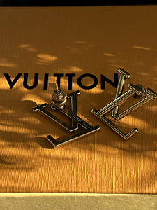 Louis Vuitton kõrvarõngad (2 foto / 7)