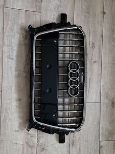 Audi Q5 (S-line) esivõre (1 foto / 3)