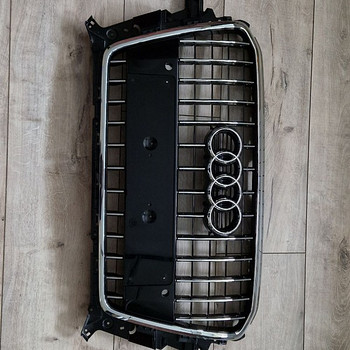 Передняя решетка Audi Q5 (S-line)