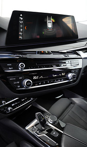 BMW 520D (13 фото из 14)