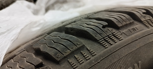 Шины Kormoran (Michelin) (2 фото из 5)