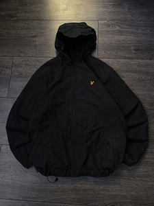 Lyle Scott (1 фото из 3)