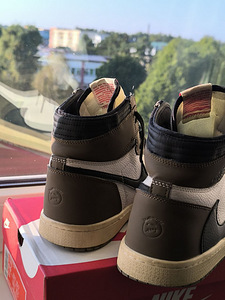 Nike (6 foto / 6)