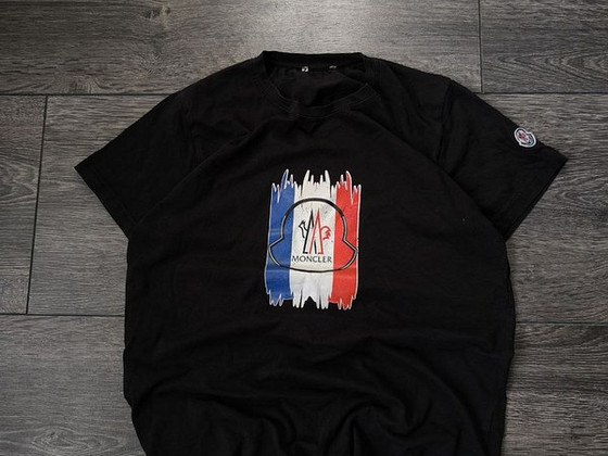 Moncler t-shirt