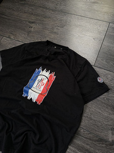 Футболка Moncler (2 фото из 2)
