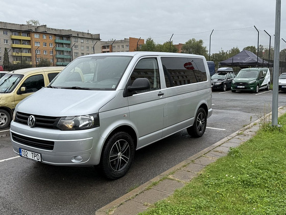 Volkswagen Transporter 8+1 2.0 75kW