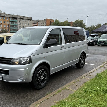 Volkswagen Transporter 8+1 2.0 75kW