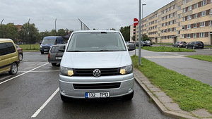 Volkswagen Transporter 8+1 2.0 75kW (2 foto / 15)