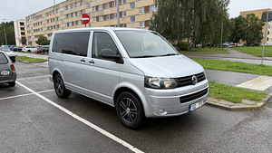 Volkswagen Transporter 8+1 2.0 75kW (12 foto / 15)