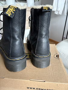 Зимние ботинки Dr.Martens на платформе, размер 38 (2 фото из 4)