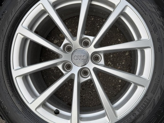 17" Audi originaalveljed 5x112 + naastrehvid 225/60/17