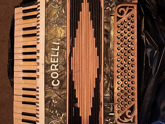 Akordion Corelli Special 80 bassi
