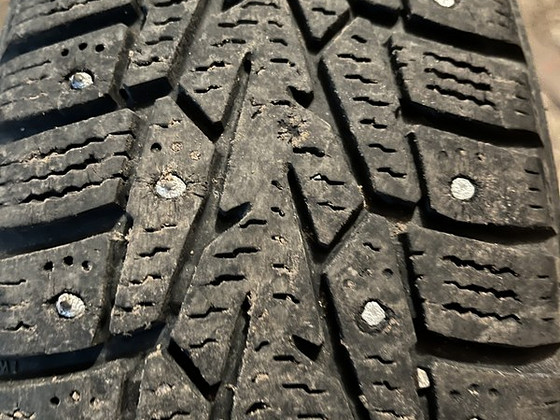 Шипованные шины R14/65/155 Nokian Hakkapeliitta