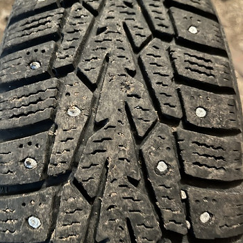 Шипованные шины R14/65/155 Nokian Hakkapeliitta