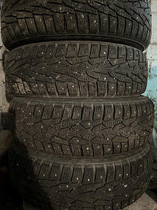 Шипованные шины R14/65/155 Nokian Hakkapeliitta (4 фото из 4)