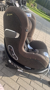 Cybex Sirona laste turvatool / laste autoiste (1 foto / 3)