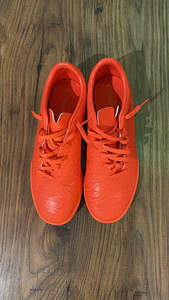Jalgpallisaapad(42) Nike HypervenomX, Футбольные бутсы(42) (2 фото из 4)