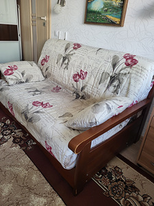 Продажа дивана (2 фото из 3)