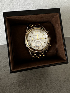 Michael Kors часы (3 фото из 5)