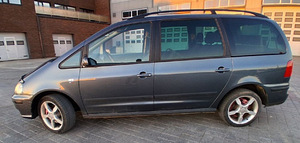 SEAT Alhambra (4 фото из 10)
