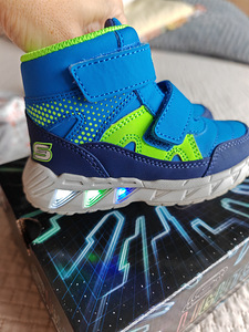 Сапоги Skechers (5 фото из 7)