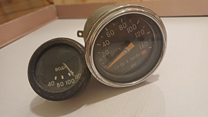 Spidomeeter ja Temperatuurinäidik (2 foto / 3)