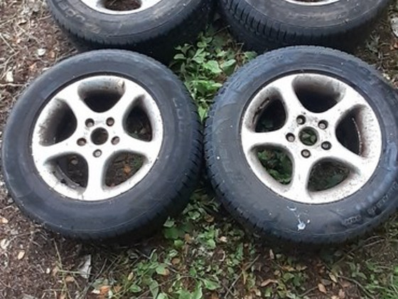 Chrysler Voyager 5×114.3 R15/215/65