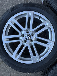 20" диски Volkswagen Touareg 5x112 + новые м+s 255/50/20 (2 фото из 9)