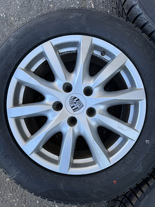 18" оригинальные диски Porsche Cayenne 5x130 + новые шины m+s (4 фото из 9)