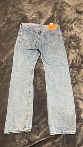 Levis teksad (2 foto / 3)