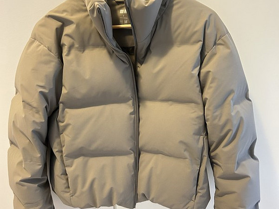 Пуховик UNIQLO