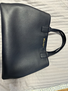 Müüa originaal Tommy Hilfiger kott (1 foto / 10)