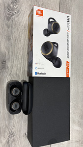 Jbl live 300 (2 фото из 2)