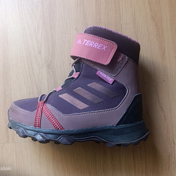 Adidas terrex suurus 28