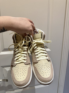 Meeste seemisnahast tossud Nike Jordan Beež & Pruun Air Jord (4 foto / 7)