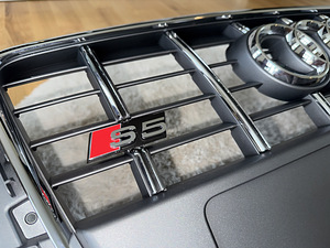 Audi S5 Originaal Esivõre (1 foto / 4)