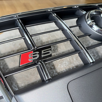 Оригинальная передняя решетка Audi S5