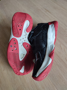 Кроссовки Nike Jordan (5 фото из 5)