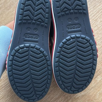 Crocs C12