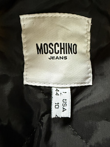 Müüa Moschkino Jeans tagi (5 foto / 5)